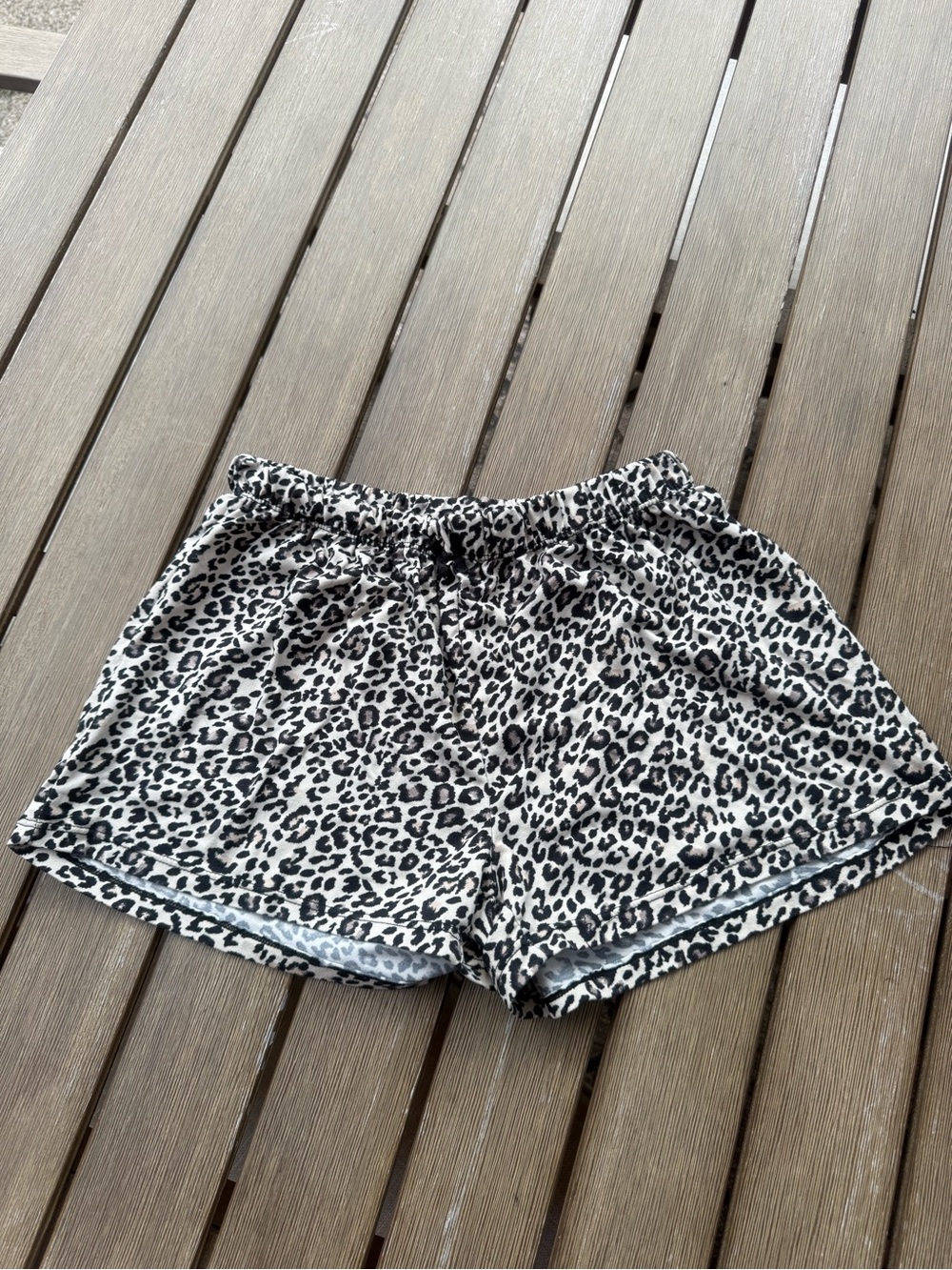 Rene Rofe Women’s Leopard Print Sleep Shorts Pajama Bottoms Size Medium